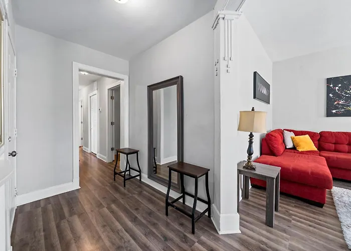 Cozy Woodlawn Retreat 1 Apartment Chicago
